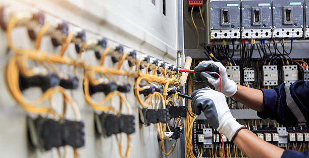 Professional Electrician technician working in Grantsville, UT